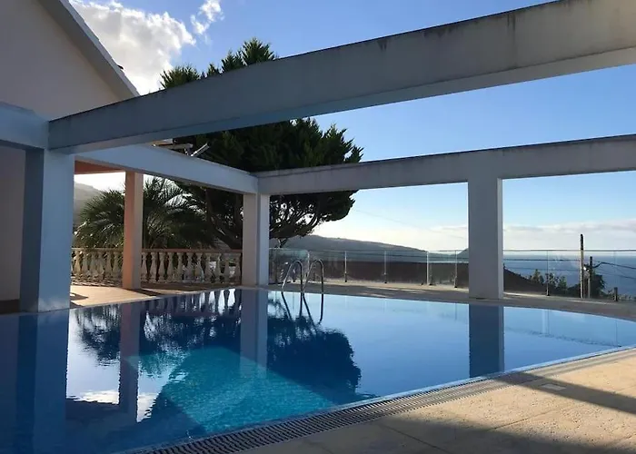 Ocean T1 Vista Mar E Piscina Em Varadouro Faial Apartament