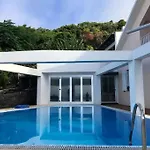Ocean T1 Vista Mar E Piscina Em Varadouro Faial *